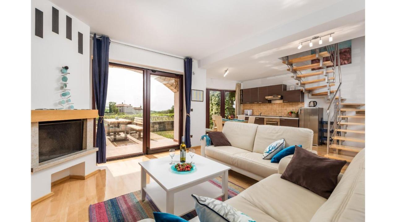 Holiday Home Bellavista Tar-Vabriga Exterior photo