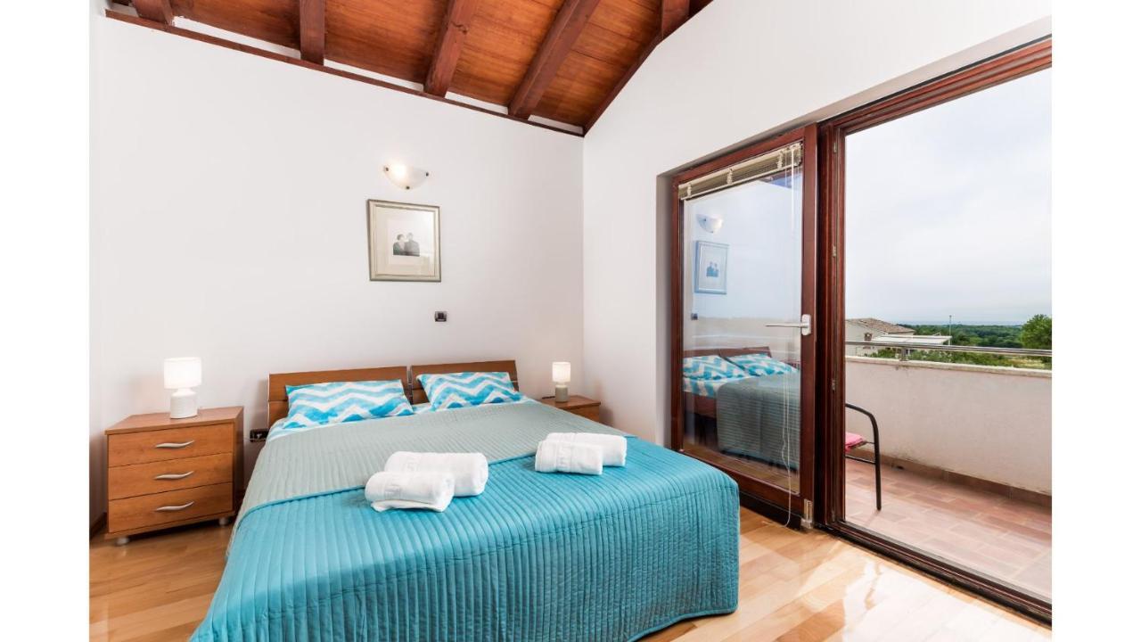 Holiday Home Bellavista Tar-Vabriga Exterior photo