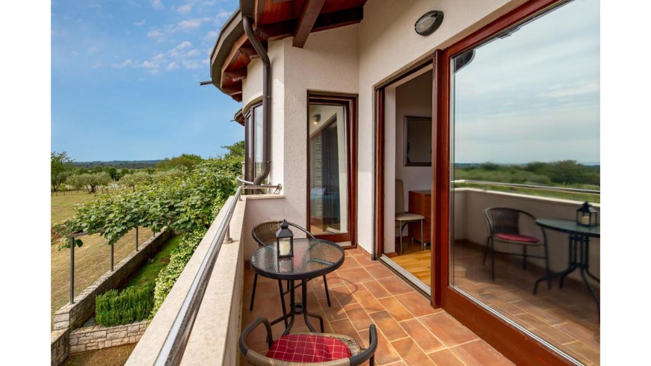 Holiday Home Bellavista Tar-Vabriga Exterior photo